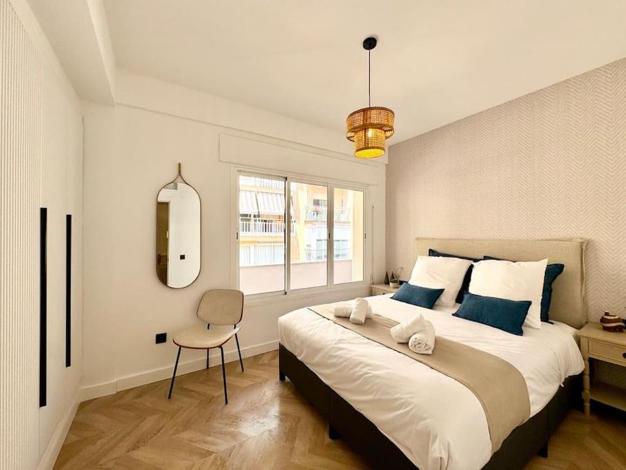 4Bd Central Soho Luxe Retreat Terrace 2Bh & Ac Малага Экстерьер фото